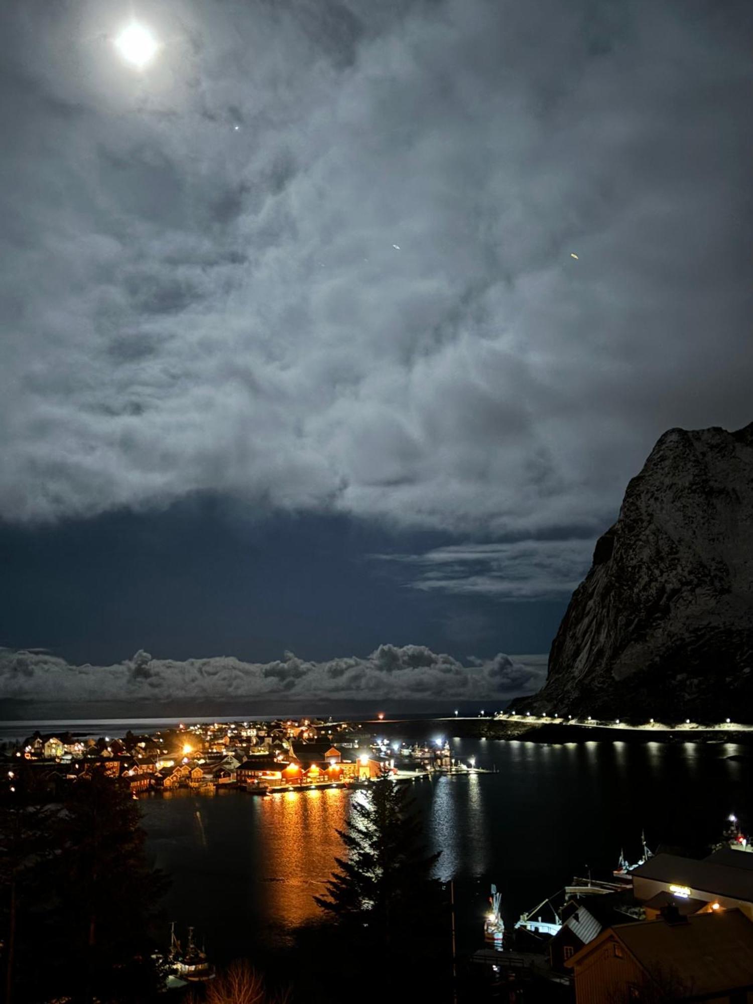Buodden Rorbuer - Fisherman Cabins Sørvågen Εξωτερικό φωτογραφία